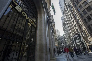 След Brexit: Топката е в  централните банкери