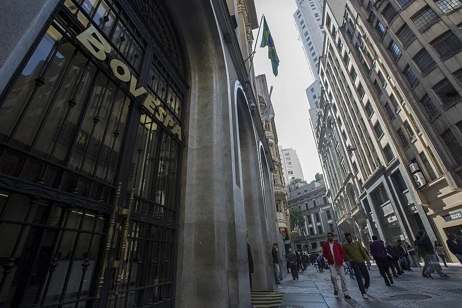 След Brexit: Топката е в  централните банкери