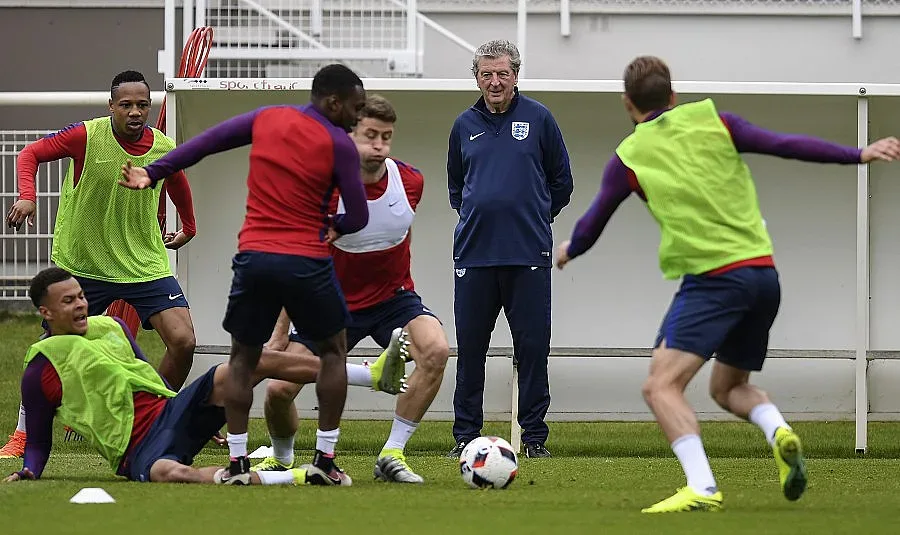 Ходжсън размаха пръст на шефовете