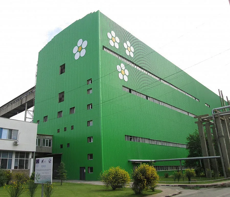 "Свилоза" продава на три континента