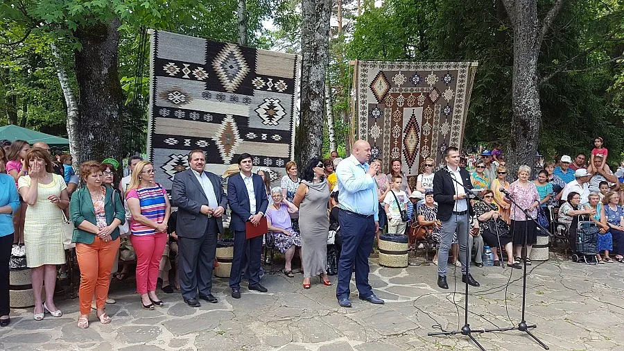 Котел събра уникални килими от 4 континента