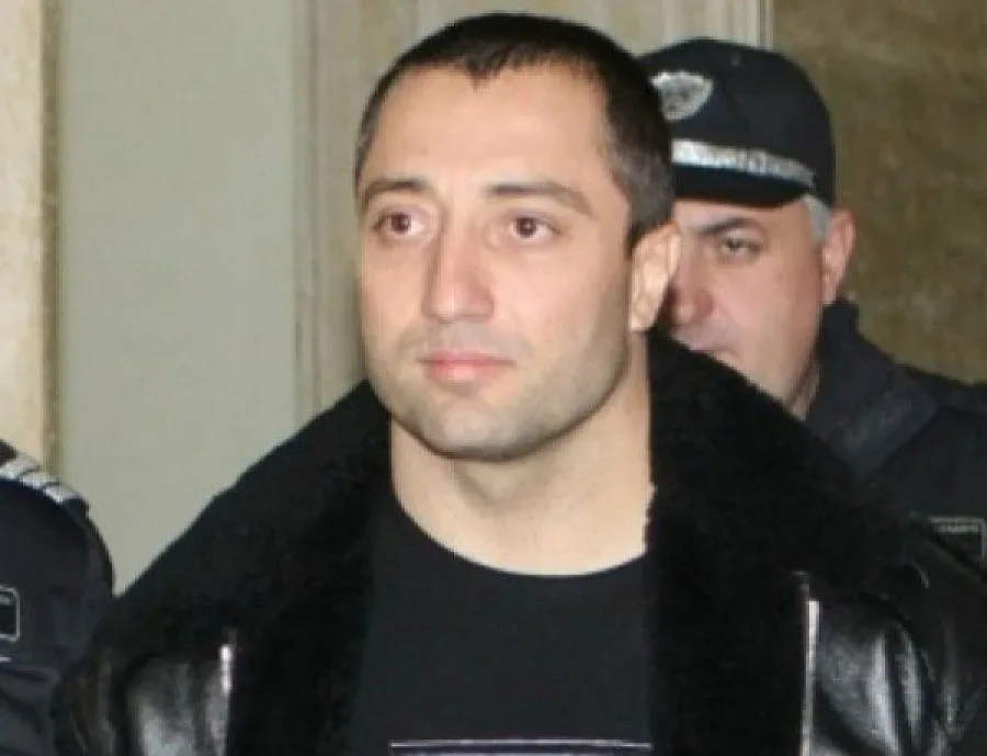 Опитали да убият в гръб ранения Митьо Очите