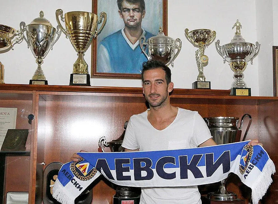 Двоен трансферен удар за "Левски"