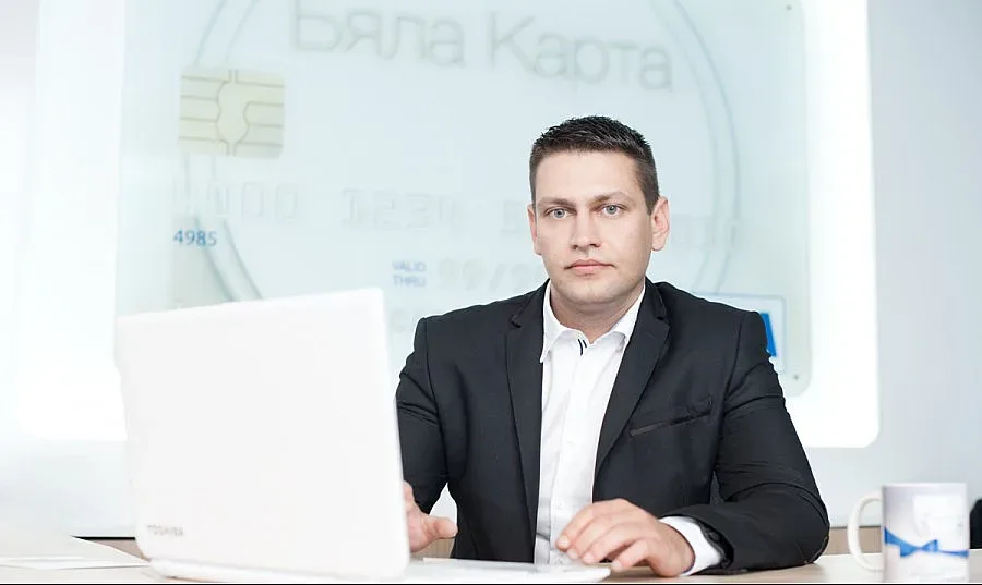 "Бяла карта" атакува Румъния и Македония