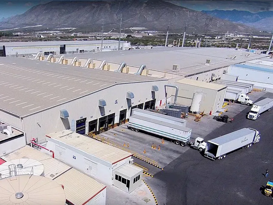 Канадска и японска компания стъпват в Града на липите