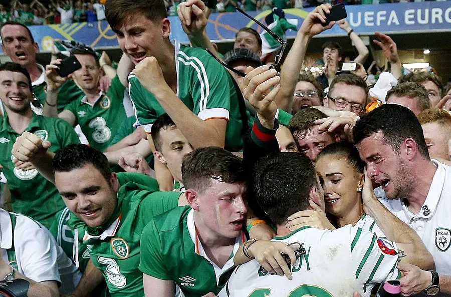 Политик от Белгия рева и празнува едновременно