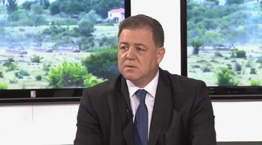 Ненчев тайно на US самолетоносач