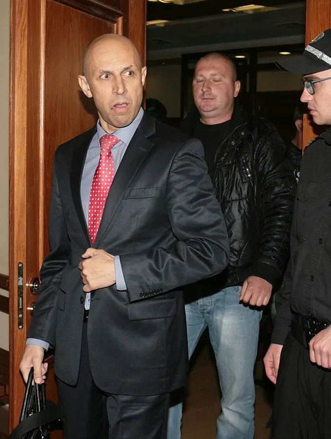 Йоско 3 години лежи в болница вместо в килия