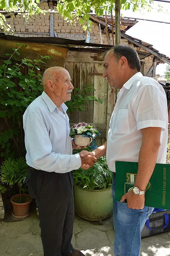 Печатар стана на един век