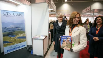 Ангелкова отчета 20% ръст на туристите