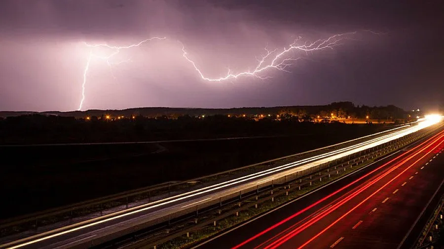 67 души убити от гръмотевици в Индия