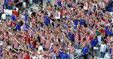 НА ЖИВО: Развръзката в група D