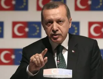 Турция ще строи самолетоносачи