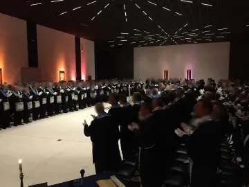 Масони се обединяват по български пример