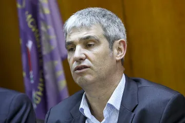 КНСБ иска скок на доходите с 20%