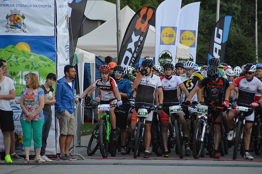 1500 колоездачи стартираха в Обиколката на Витоша