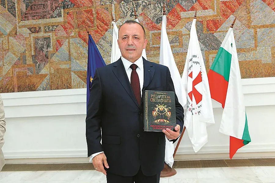 Ралчев вади разпитите на тамплиерите