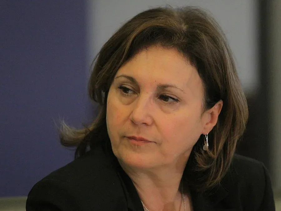 Бъчварова: Турция се въздържа от реадмисия на мигранти