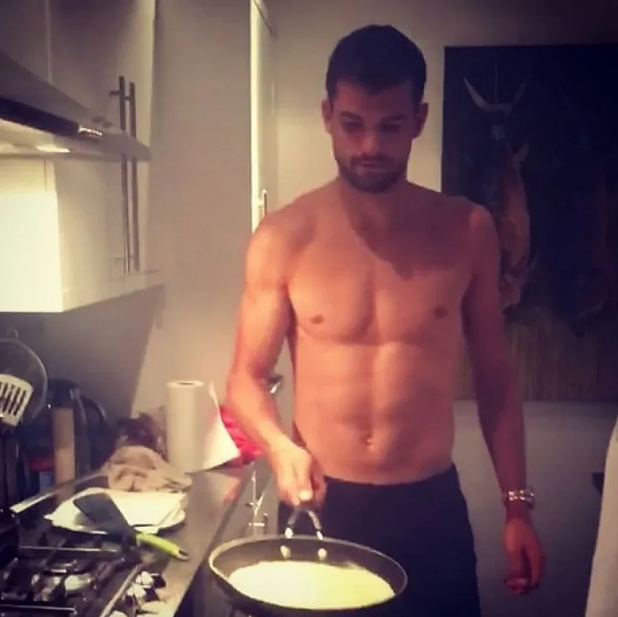 Гришо обръща палачинки гол