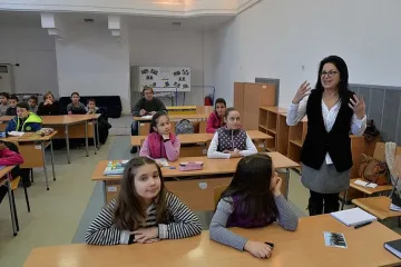 660 лева стартова заплата за учител