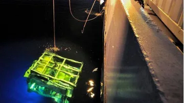 Откриха останките на египетския самолет (ОБЗОР)