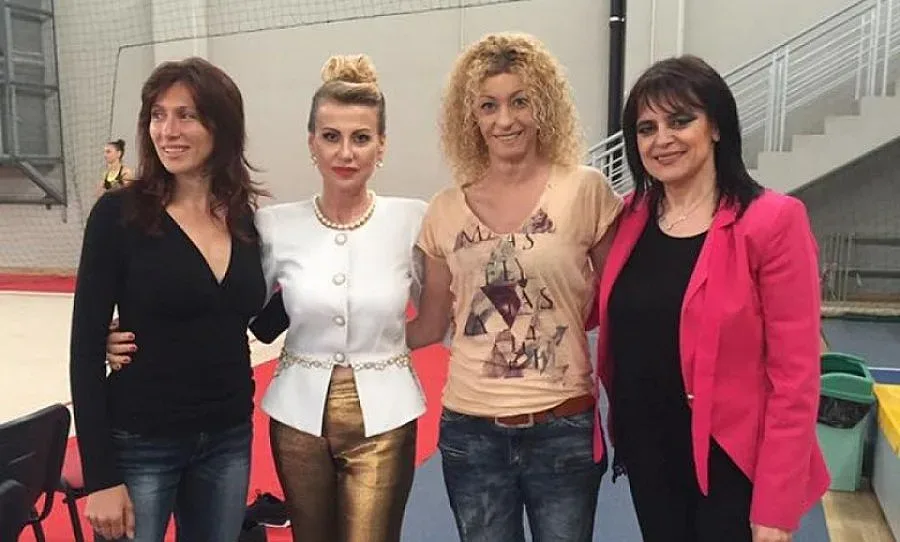 Оставки! На всички до една. И се молете да не стане най-лошото