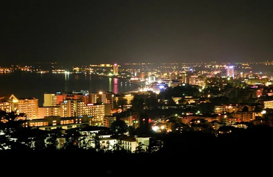 Дискотеки в Слънчев бряг крият обороти (ОБЗОР)