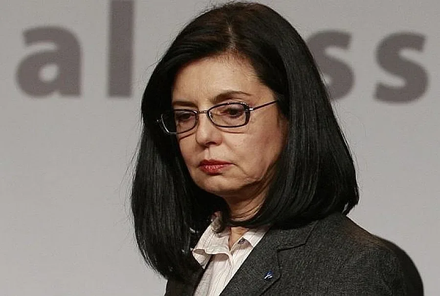 Кунева не иска "Дондуков" 2