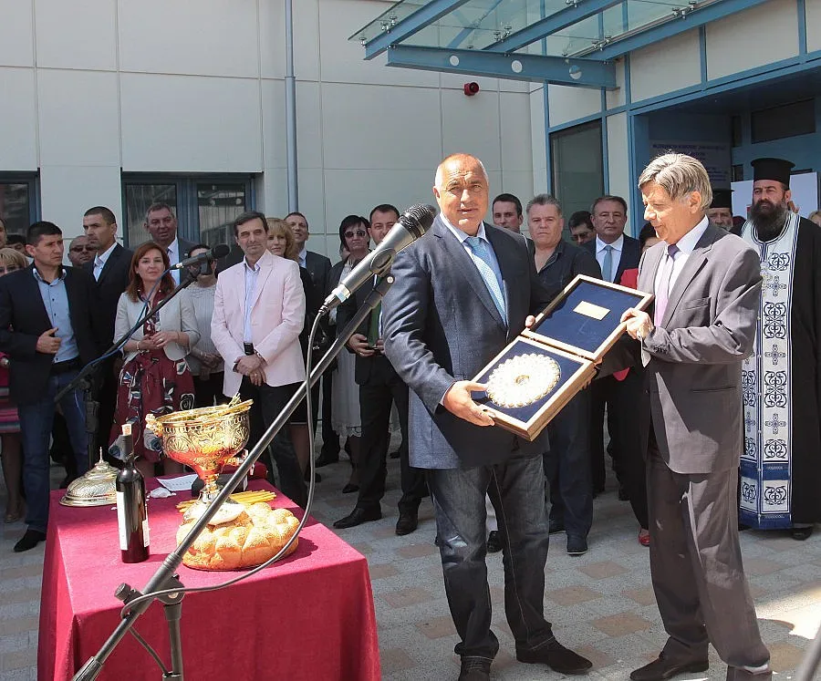 Панагюрище се сдоби с космическа болница