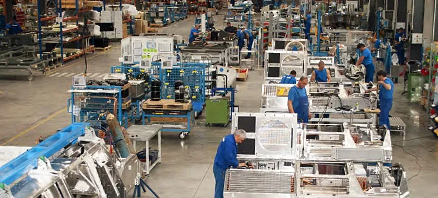 Износът на машини догонва суровините