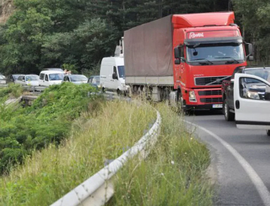 Дрога за 3 млн. евро в български камион