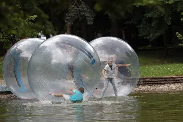 Слънце в събота 