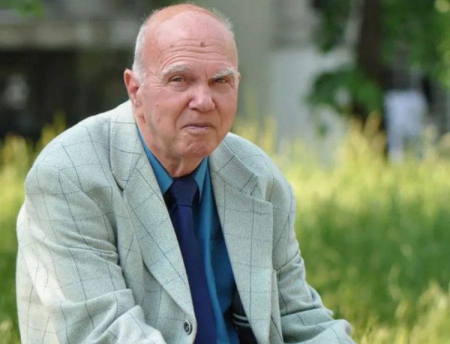 Прощаваме се с Евтим Евтимов