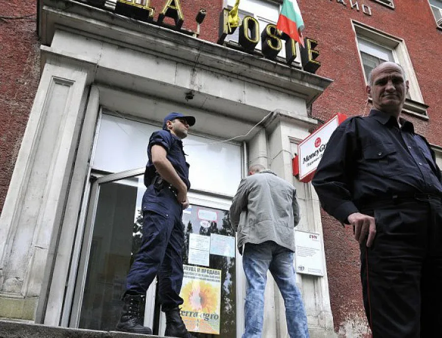 Има заподозрени за обира в Хасково