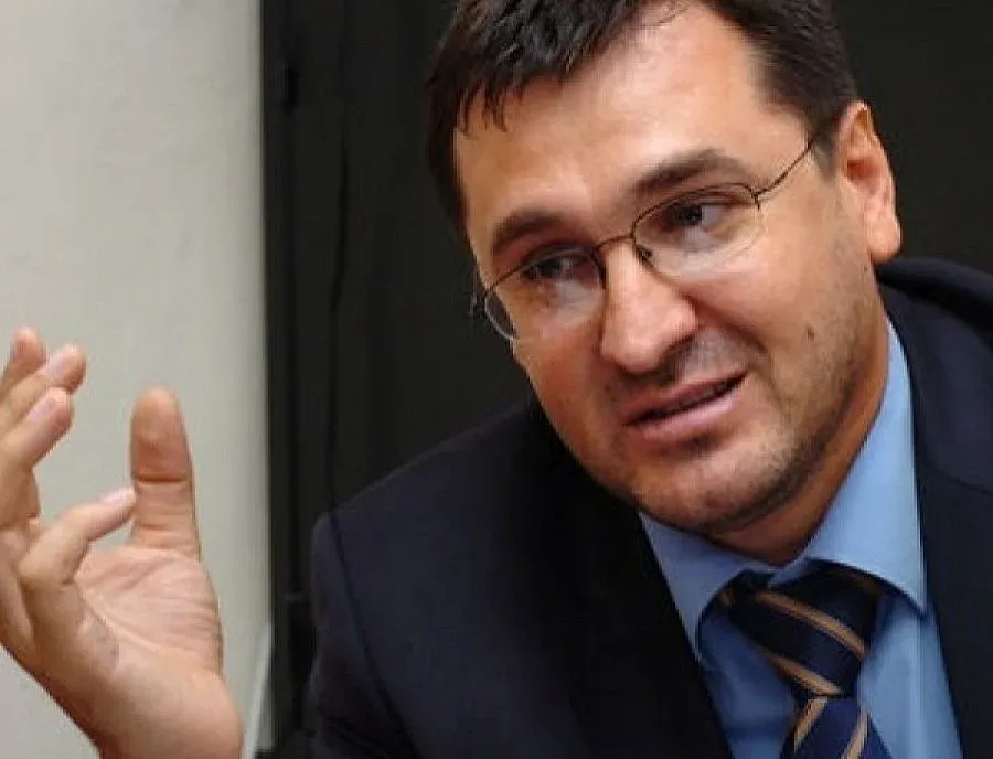 Славчо Атанасов "за" по-нисък ДДС за книгите 