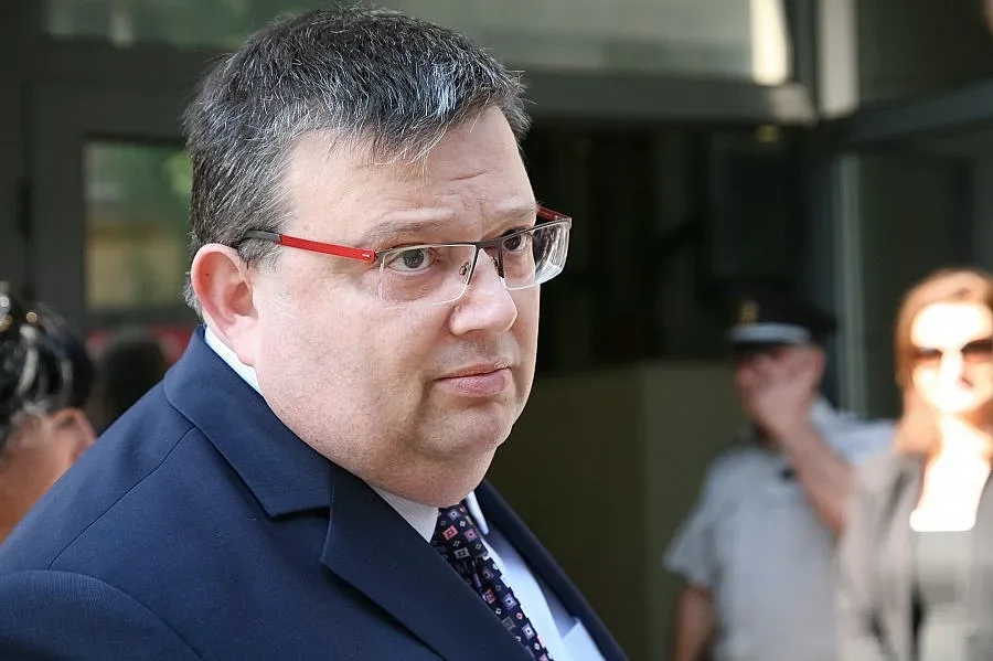 Цацаров поиска проверка в затвора в Белене