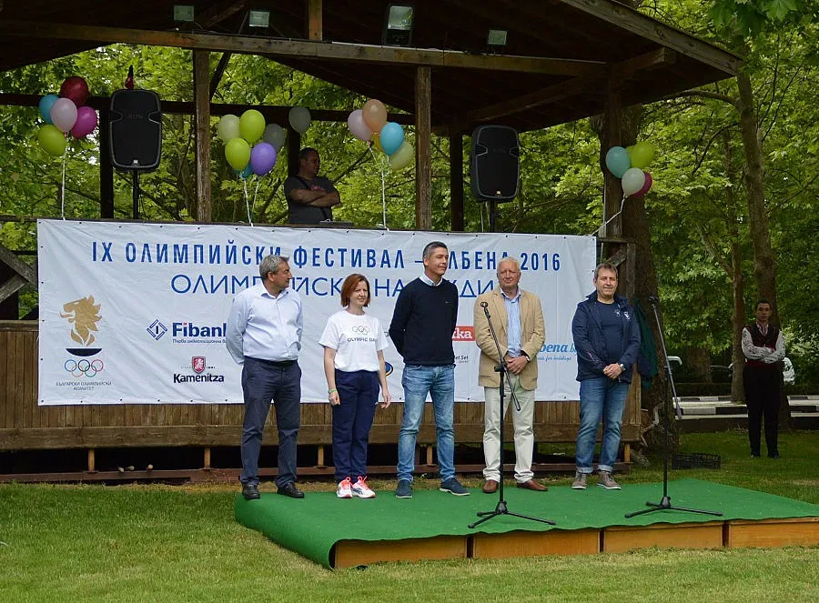 Откриха с огромно хоро фестивал „Олимпийски надежди"