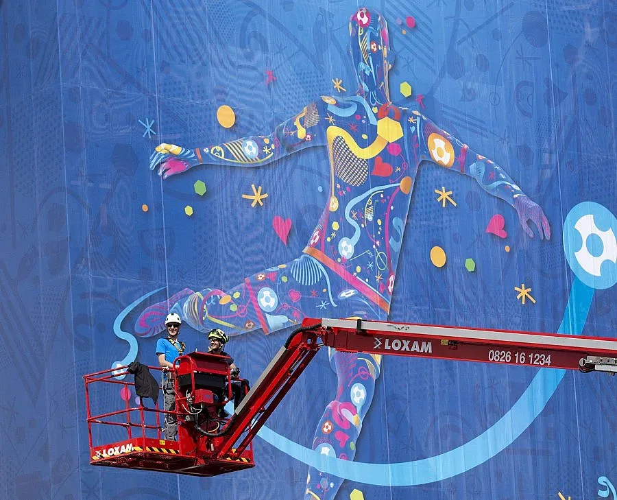 Льов провали сватбата на Швайни