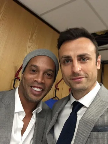 "Юнайтед" си припомни за класата на Бербатов (ВИДЕО)