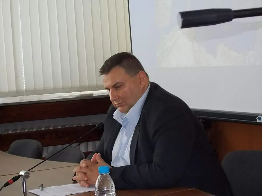 Закона срещу бурките е залитане в крайности