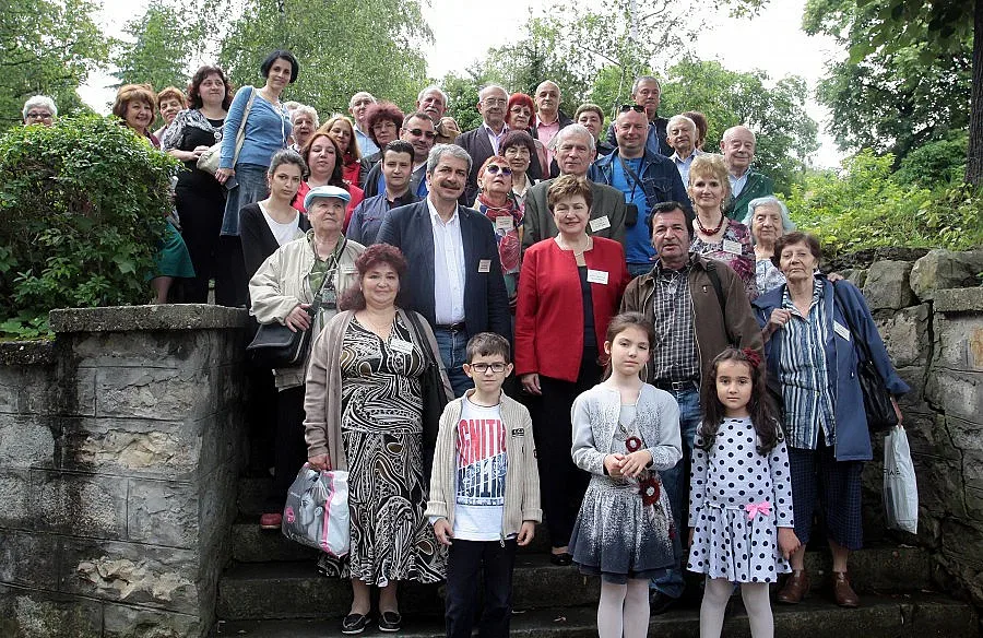 Времето е с Кършовския род