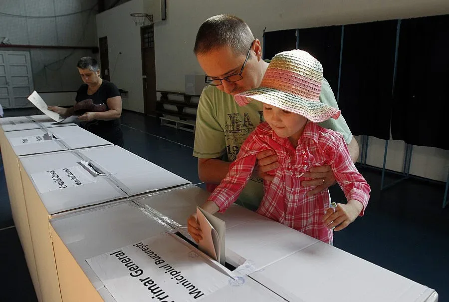 Разследвани за корупция на избори в Румъния