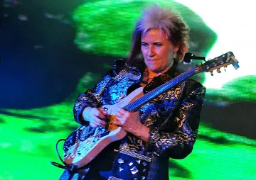 Джако оживя в шоуто на Дженифър Батън 