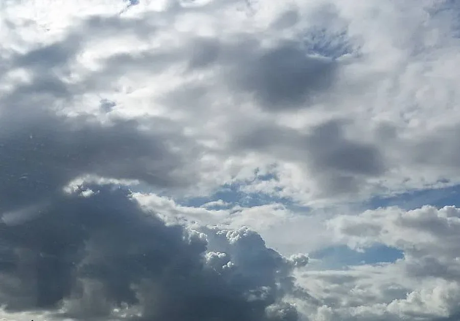 Понеделнишки облаци 