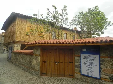 Реставрират Тракийски хан край морето