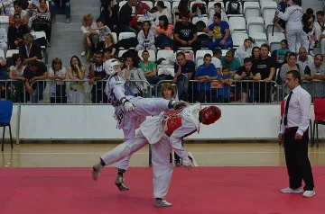 Националите по таекуондо заминаха за силен турнир в Австрия