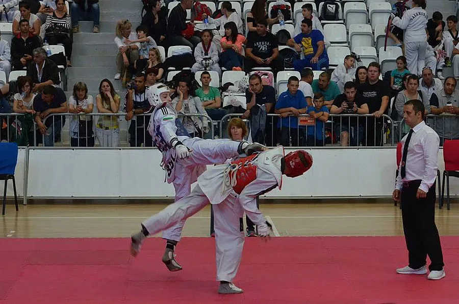 Националите по таекуондо заминаха за силен турнир в Австрия