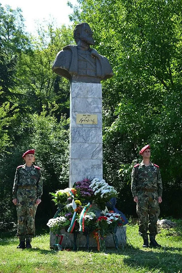 Благоевград с поклон пред подвига на Ботев