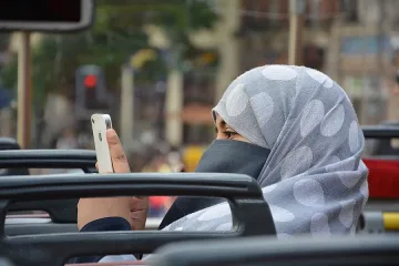 Германия казва "стоп" на шофирането с никаб!