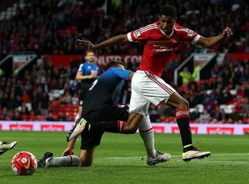 "Юнайтед" обвърза таланти с нови договори 